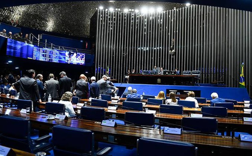 Plenário aprova projeto que reforça legislação contra propaganda enganosa