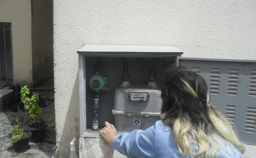 Arsal fiscaliza unidades consumidoras de gás natural na parte baixa de Maceió