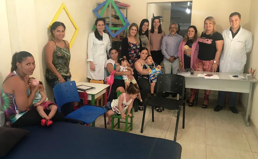 SMS e SESAU se reúnem com mães de crianças com microcefalia, em Palmeira