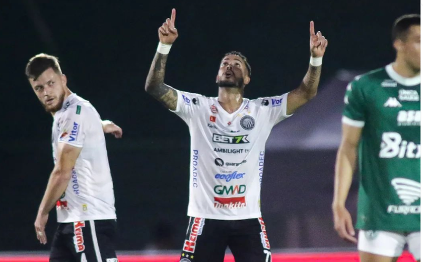 Operário-PR vence, cola no G-4 e afunda o Guarani na lanterna da Série B
