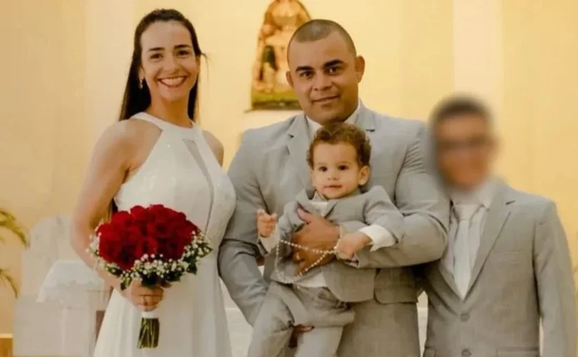 Adolescente que matou pais e irmão se inspirou em jogo de terror da internet, diz polícia
