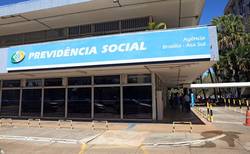 Aposentados e pensionistas do INSS começam a receber hoje (6/3)