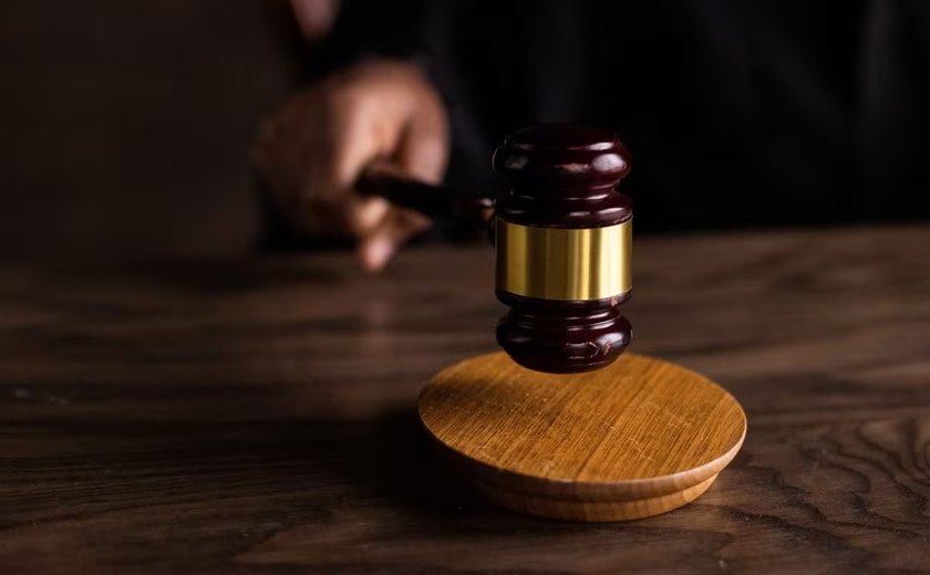 Casal terá de pagar R$ 800 mil a idosa por trabalho análogo à escravidão durante 33 anos