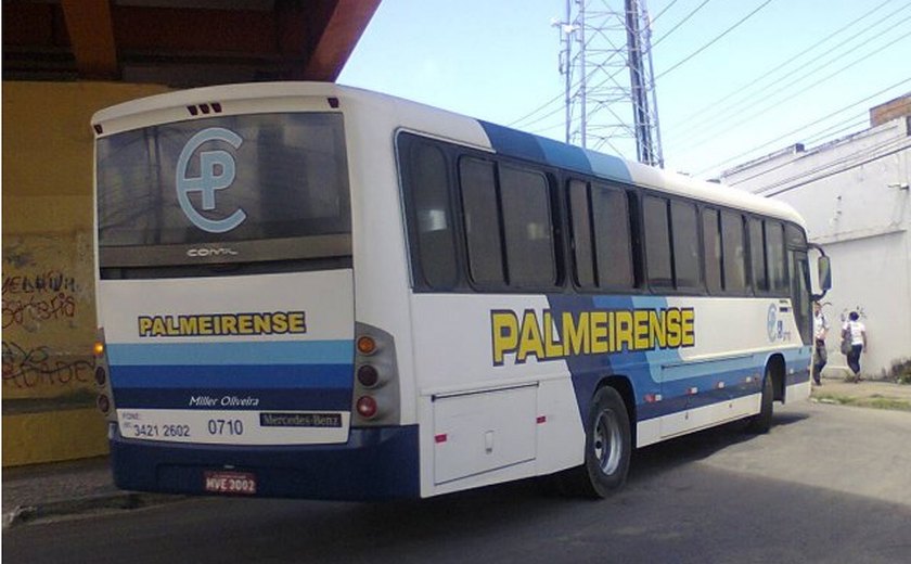 Ônibus intermunicipal é assaltado em viagem de Palmeira a Maceió
