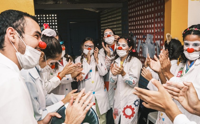 Projeto Sorriso de Plantão abre processo seletivo para estudantes atuarem como palhaços de hospital