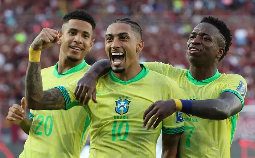 Vini Júnior e Raphinha são indicados à Bola de Ouro