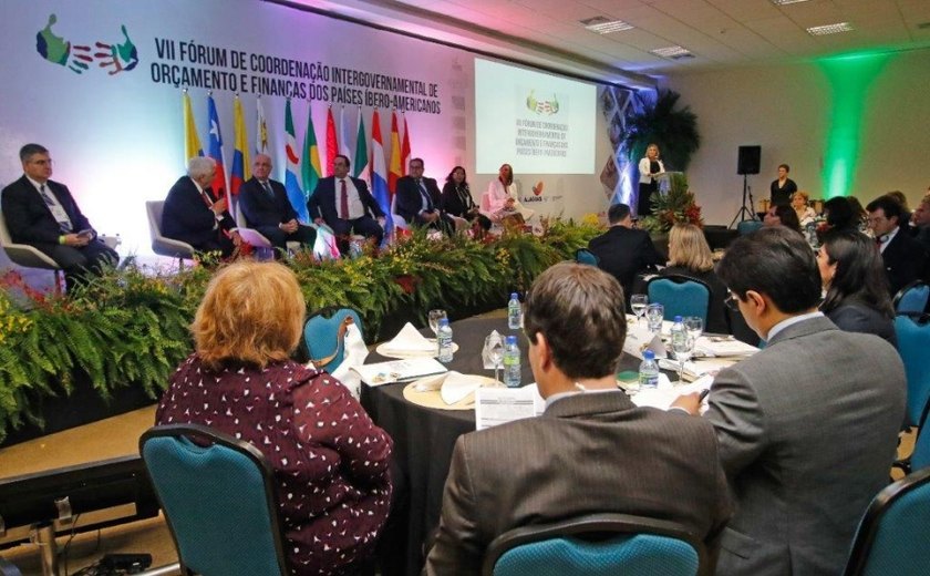 Em Maceió, Fórum de Finanças coloca Alagoas no contexto internacional da área