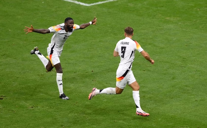 Alemanha empata com a Suíça no fim e garante o primeiro lugar no Grupo A da Eurocopa