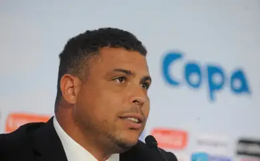 Ronaldo diz que futebol 'está chato' e afirma preferir assistir tênis: 'Eu amo muito'