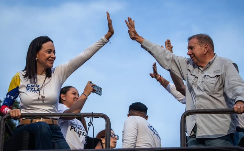 Oposição venezuelana busca forças após Maduro assumir terceiro mandato