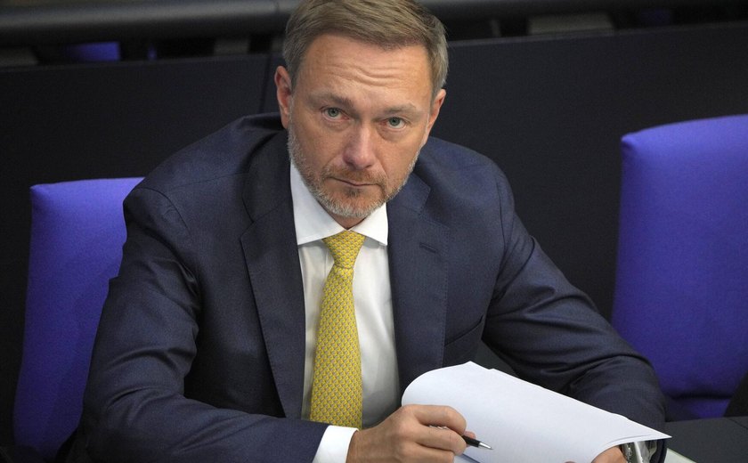 Lindner, líder do FDP abandona a política devido ao fracasso nas eleições alemãs