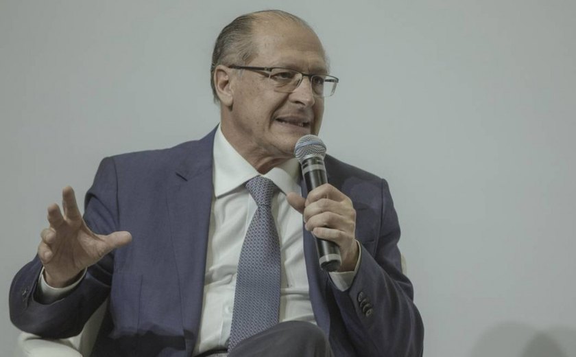 Agro precisa de acordos internacionais para não depender da China, diz Alckmin