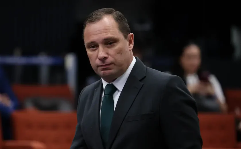Cid diz que Bolsonaro agiu em minuta golpista e implica Braga Netto