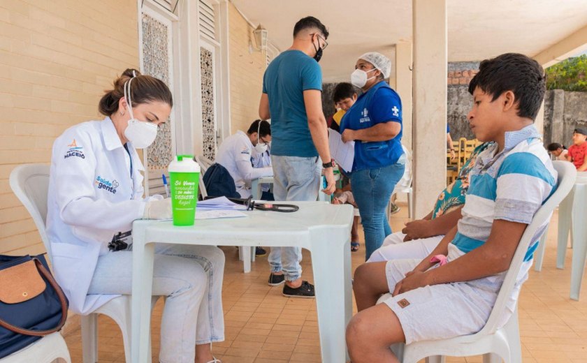 Prefeitura oferta serviços de saúde para crianças e jovens venezuelanos em abrigo de Maceió