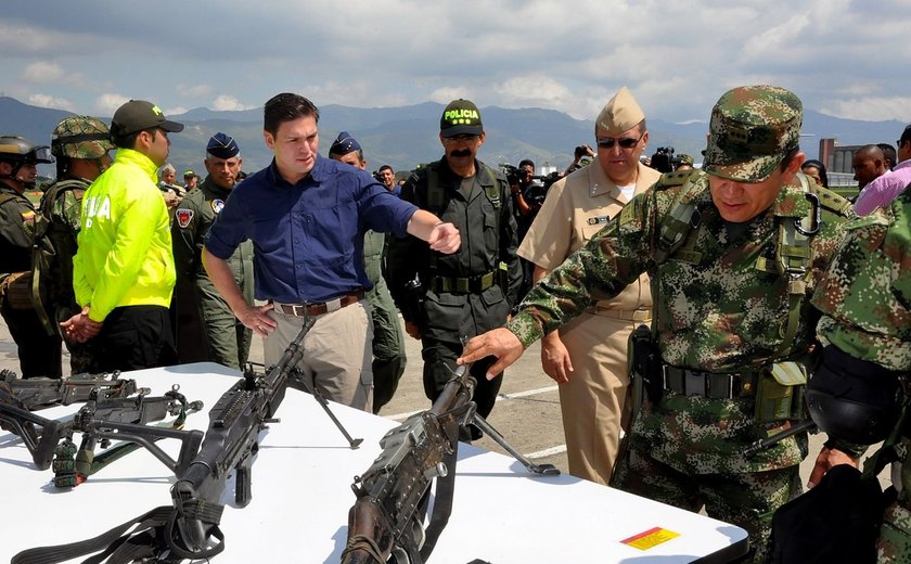 Exército colombiano confisca explosivos destinados a ataque a oleoduto