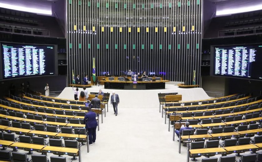 Câmara aprova regime de urgência para seis projetos; acompanhe