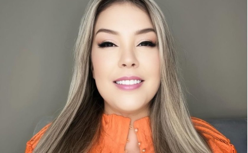 'Isso diz mais sobre você', diz Simony sobre ataques nas redes por sua aparência