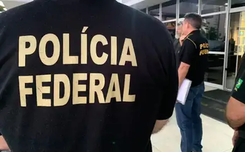 PF faz operação contra esquema de venda e uso de recibos odontológicos falsos em declarações de Imposto de Renda