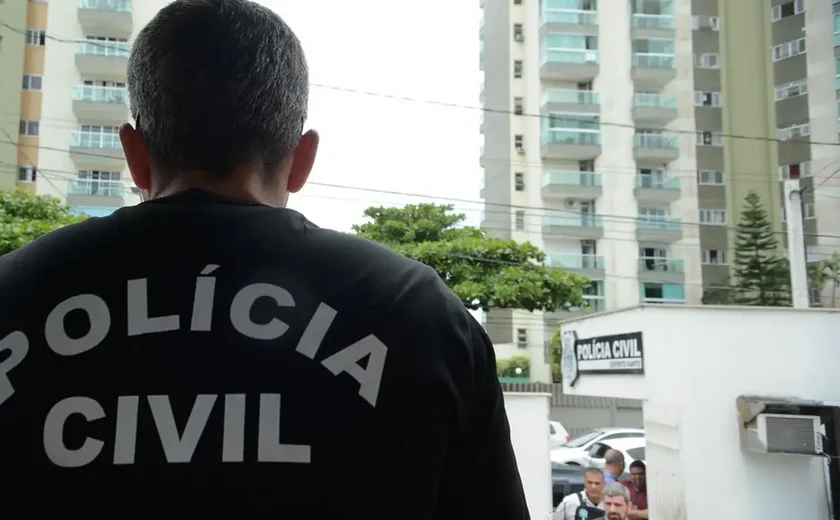 Adolescente é morta a facadas pelo namorado, que admitiu o crime