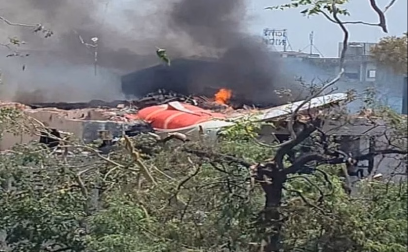 Índia: hospital recebe 186 corpos e um único sobrevivente de acidente de avião, diz médico