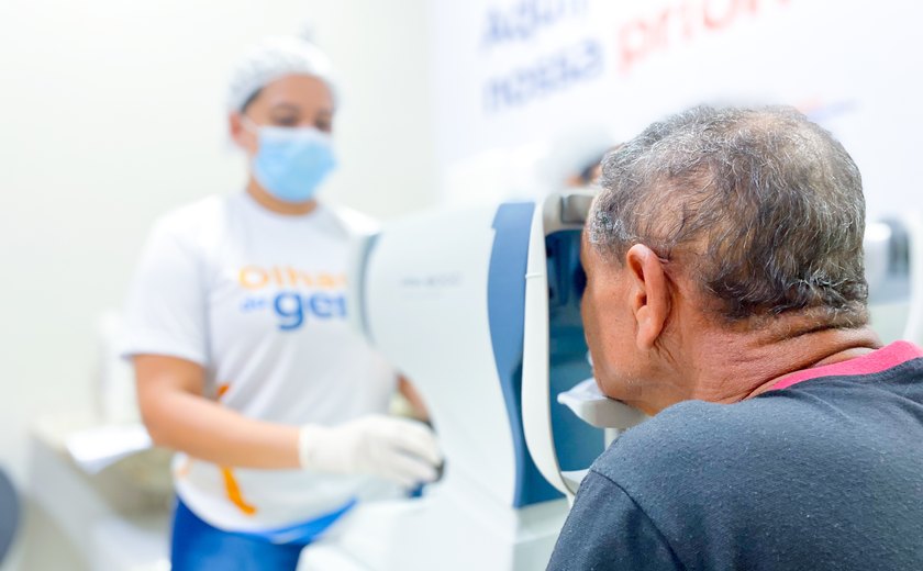 Pacientes de Flexeiras passam por cirurgia de catarata no Hospital da Cidade