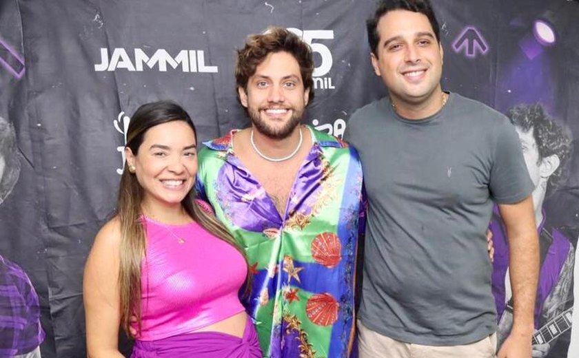 Santana do Mundaú: Banda baiana Jammil encerra o Mundaú Folia em grande estilo