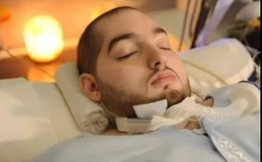 Príncipe adormecido da Arábia Saudita morre após 20 anos em coma