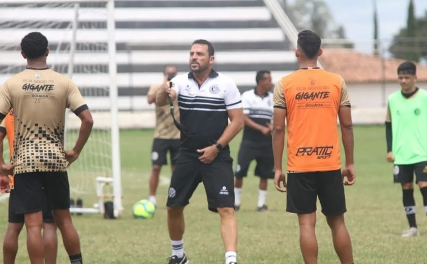 Técnico do ASA pede desligamento após derrota para o CSE; Treinador vai para os Emirados Árabes