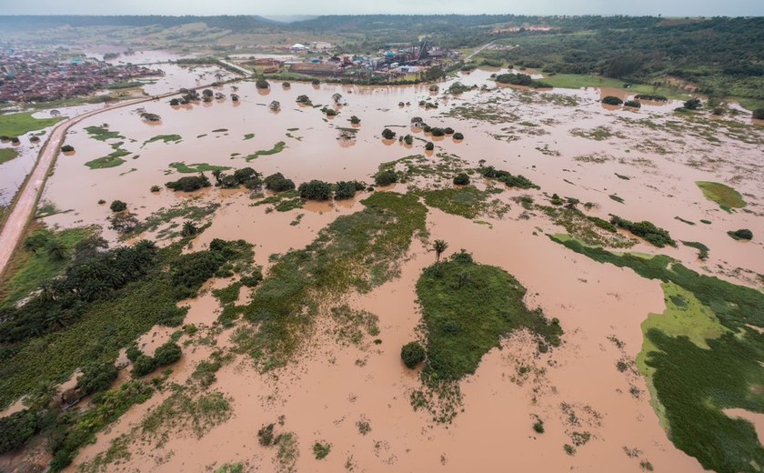 Rio São Miguel ultrapassa a cota de atenção; chuvas prosseguem no Estado até segunda-feira