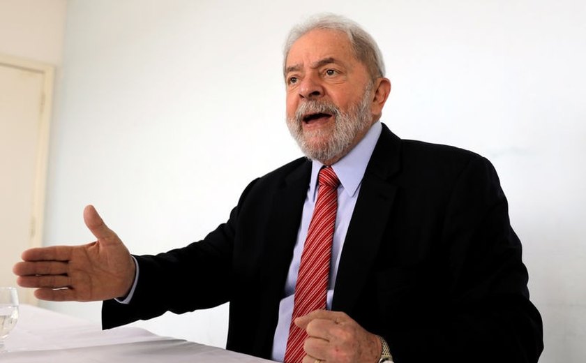 Em evento com artistas em SP, Lula diz que ‘Ciro está colhendo o que plantou’