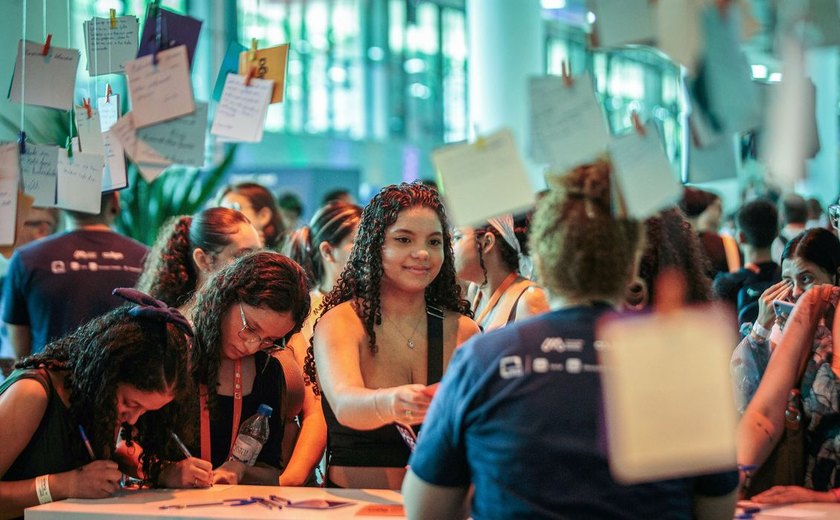 São Paulo reúne jovens para fomentar ensino técnico e divulgar emprego