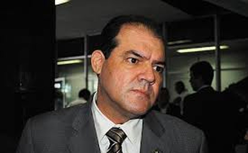Ministério Público de Contas e Conselheiros do TCE/AL pedem afastamento de Cícero Amélio