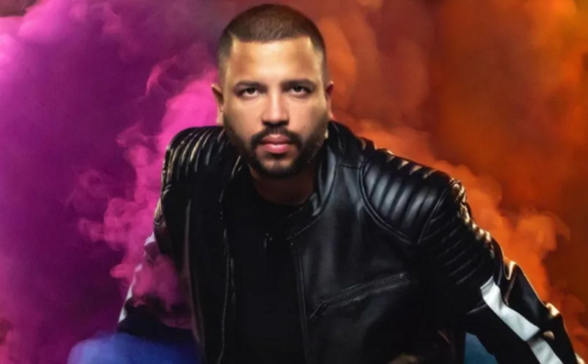 Projota sobe novo álbum, “A Saída Está Dentro”