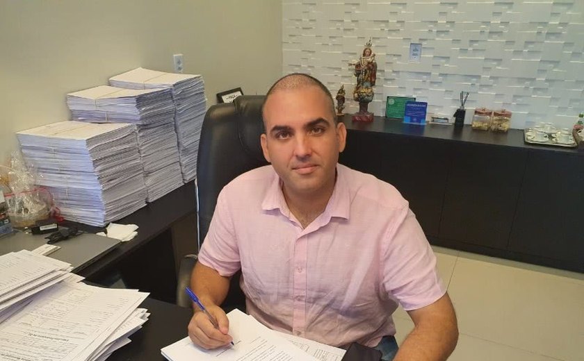 Justiça Eleitoral concede liminar contra Renato Filho em ação sobre propaganda antecipada eleitoral