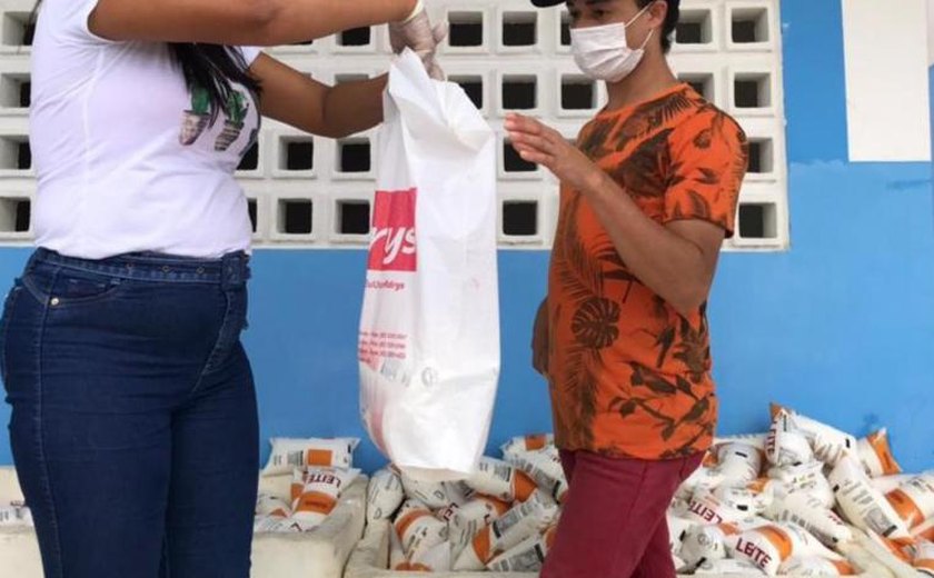 Assistência Social realiza entrega de leite para 465 famílias em Branquinha