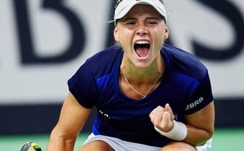 Laura Pigossi luta, mas leva virada e Alemanha abre 2 a 0 na Billie Jean King Cup