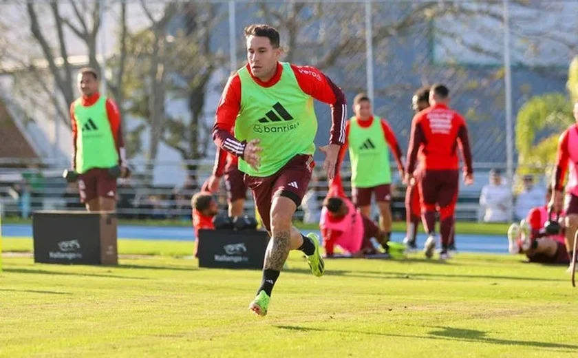 Internacional chega a Itu para iniciar treinamentos antes de jogos da Copa Sul-Americana