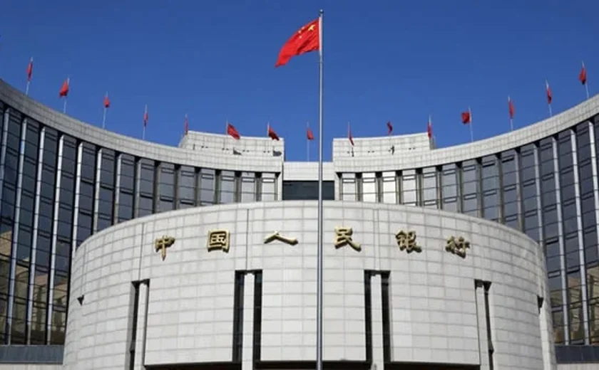 China: PBoC vê espaço para relaxar compulsório bancário, mas mantém cautela sobre juros longos