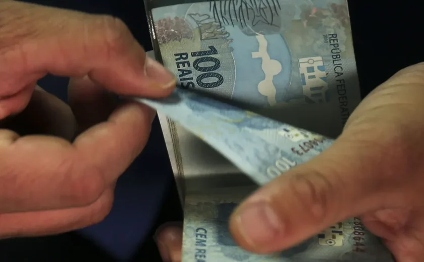 O prejuízo da ilegalidade: mercado ilícito afeta economia e empregos