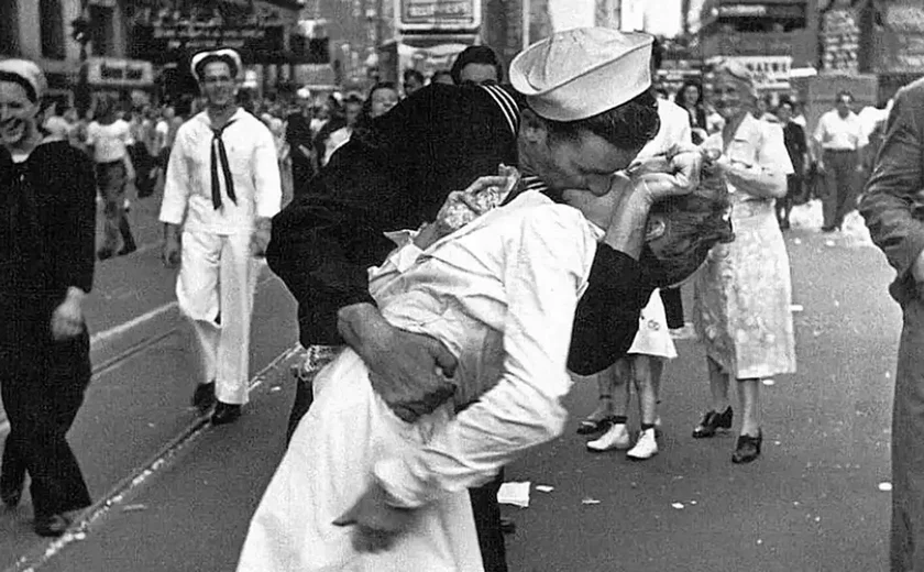 Dia de São Valentim: confira declarações de amor de casais famosos