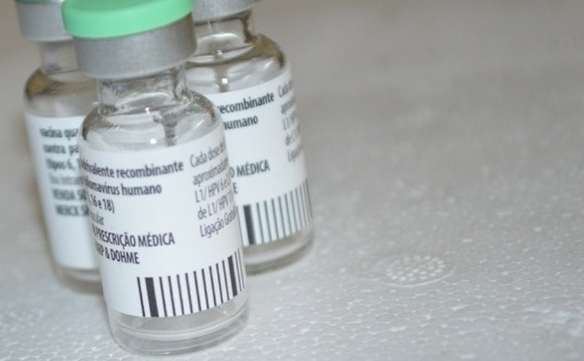Secretaria da Saúde alerta pais para vacina contra HPV em meninas de 11 a 13 anos
