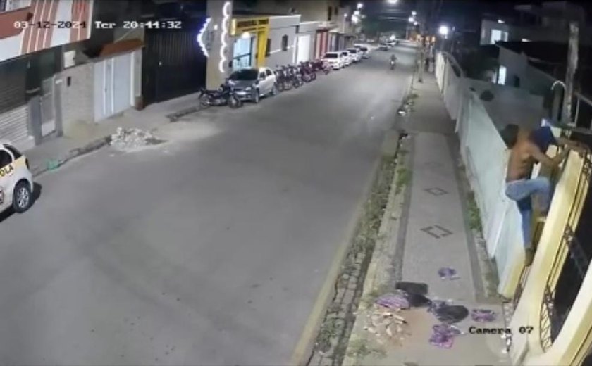 Câmeras de monitoramento identificam suspeito de furto; vídeo