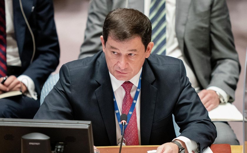 Comércio entre Rússia e EUA encolhe a nível 'impróprio' para grandes potências, diz diplomata russo