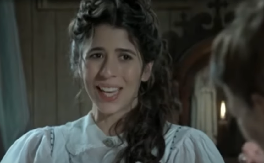 Quem era a atriz de 'Além do Tempo' morta aos 34 e homenageada nas redes após reprise