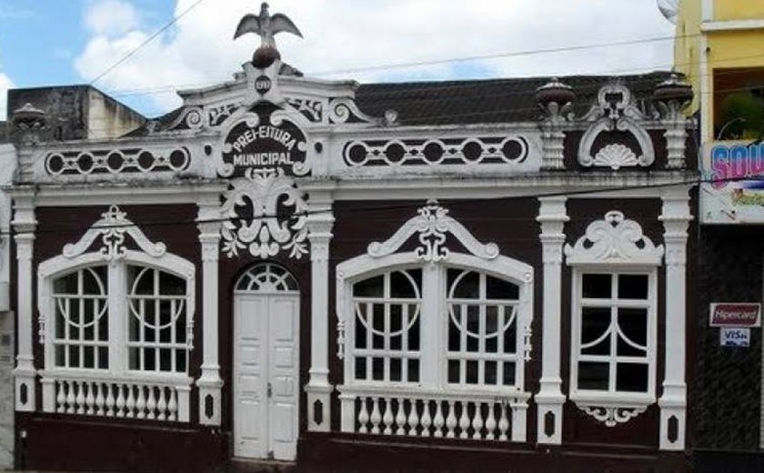 Prefeitura de Palmeira começa a readmitir servidores exonerados na semana passada