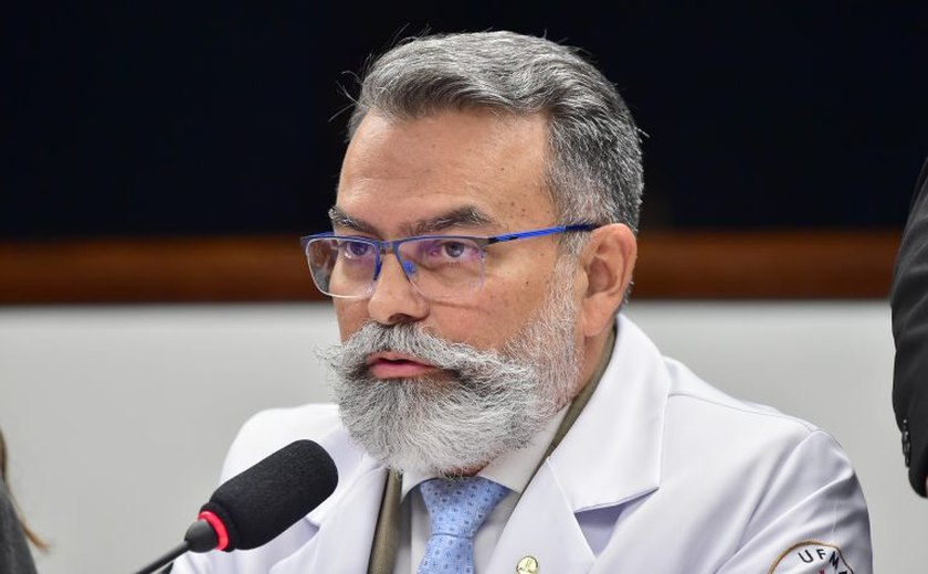 Comissão aprova criação de serviço telefônico gratuito para atender pessoas com transtornos mentais