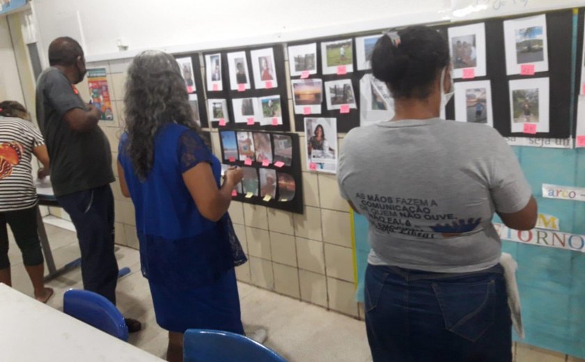 Alunos da Educação de Jovens, Adultos e Idosos trabalham identidade com produção de fotografia e desenho