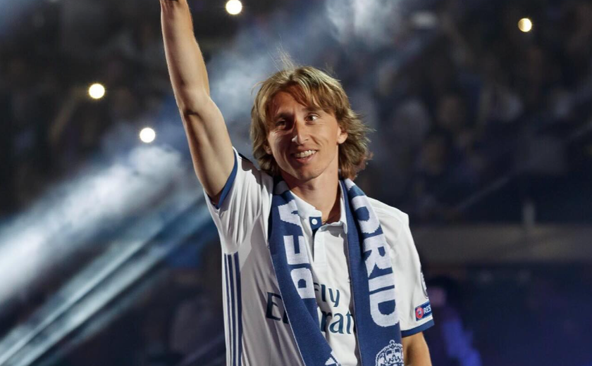 Modric se despede do Real Madrid após 597 jogos e 28 títulos: 'Jornada longa e inesquecível'
