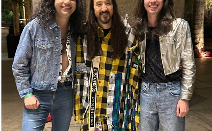 AL9 festeja feat. com DJ Steve Aoki no Tomorroland