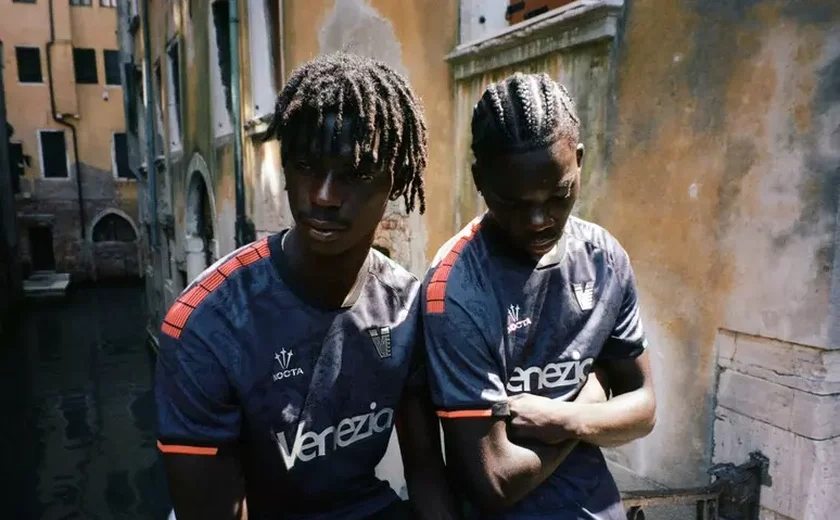 Venezia lança uniformes desenhados por marca de Drake